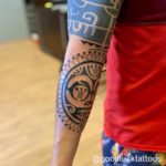 Estudo no freehand na primeira imagem. A meia manga foi feita em outro estúdio, estamos realizando a continuação até o pulso.
Tatuador @renato.fornaro | Orçamentos e agendamentos (11)96797-8000
⁘ ‧ ⁘ ‧ ⁘ ‧ ⁘ ‧ ⁘ ‧ ⁘ ‧ ⁘ ‧ ⁘ ‧ ⁘ ‧ ⁘ ‧ ⁘ ‧ ⁘ ‧ ⁘ ‧ ⁘ ‧ ⁘ ‧ ⁘ ‧ ⁘ ‧ ⁘ ‧ ⁘ 
#tiki #tatau #tattoo #tatuagem #tattoomaori #tattoopolynesian #samoatattoo #tatuagemmaori #polynesiantattoo #maori  #tamoko #maoritattoo #tatuagemmaori #tribaltattoo #tattoomarquesan #marquesantattoo #freehand