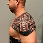 Inicio de meia manga samoana. Passe para o lado para ver mais >>>
Tatuador @renato.fornaro | Orçamentos e agendamentos (11)96797-8000
⁘ ‧ ⁘ ‧ ⁘ ‧ ⁘ ‧ ⁘ ‧ ⁘ ‧ ⁘ ‧ ⁘ ‧ ⁘ ‧ ⁘ ‧ ⁘ ‧ ⁘ ‧ ⁘ ‧ ⁘ ‧ ⁘ ‧ ⁘ ‧ ⁘ ‧ ⁘ ‧ ⁘ 
#tiki #tatau #tattoo #tatuagem #tattoomaori #tattoopolynesian #samoatattoo #tatuagemmaori #polynesiantattoo #maori  #tamoko #maoritattoo #tatuagemmaori #tribaltattoo #tattoomarquesan #marquesantattoo