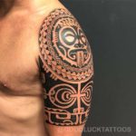 Tatuagem Polinésia - Good Luck Tattoo